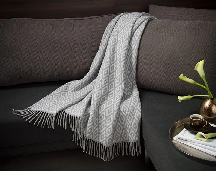 Frette 1860 For St. Regis Diamond Throw image