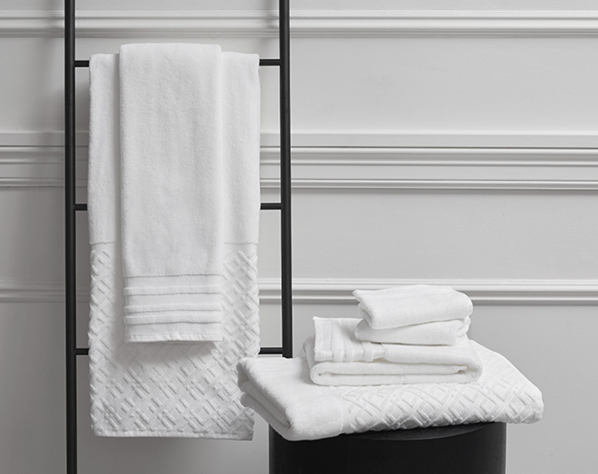 American Dawn  Serenade Hotel Towel Collection, Double Horizontal